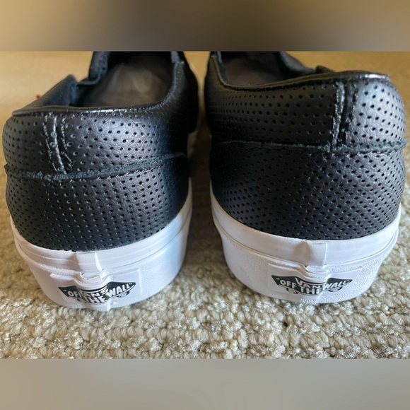 REDUCED! VANS NWT LEATHER Classic Slip-On Black Perforated Wmn Sz 7.5 - Picture 4 of 5